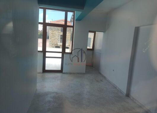 Κύμη-Ενοικιάζεται δίχωρη γκαρσονιέρα 30τ.μ