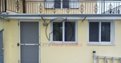 Ενορία-Ενοικιάζεται Δυάρι με αυλή και γκαράζ