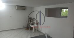 Ενορία-Ενοικιάζεται Δυάρι με αυλή και γκαράζ