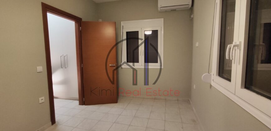 Κύμη – Ενοικιάζεται ανακαινισμένη κατοικία 68 τ.μ. με αυλή και κήπο