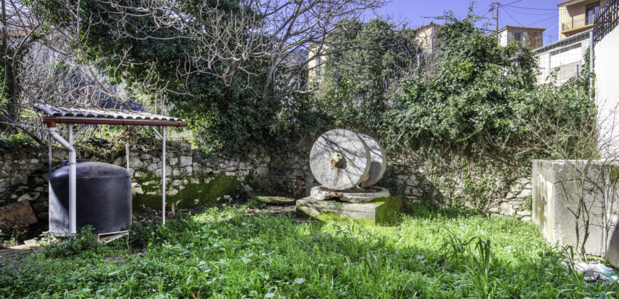 Κύμη-Ενοικιάζεται τριάρι 64 τ.μ.